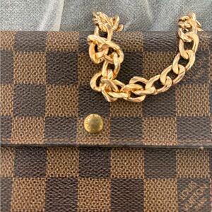 Louis Vuitton Damier Canvas Clutch